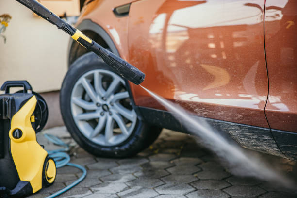 Best Pressure Washing Driveway  in Macdonnell Heights, NY